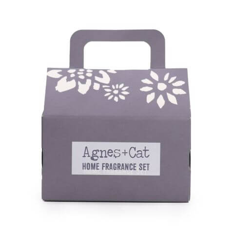 Agnes & Cat home fragrance set featuring a stylish gift box, perfect for creating a soothing atmosphere.