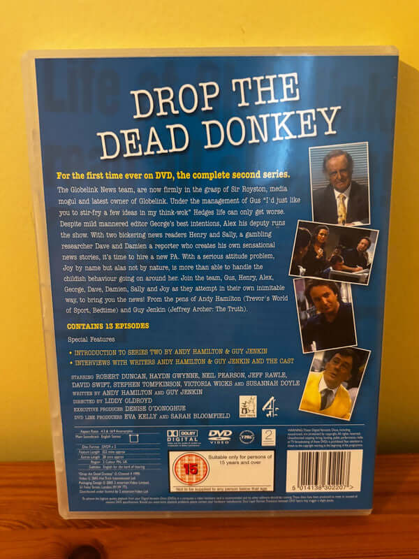 Drop The Dead Donkey - Series 2 (DVD, 2005) features all episodes from the satirical Globelink news network.