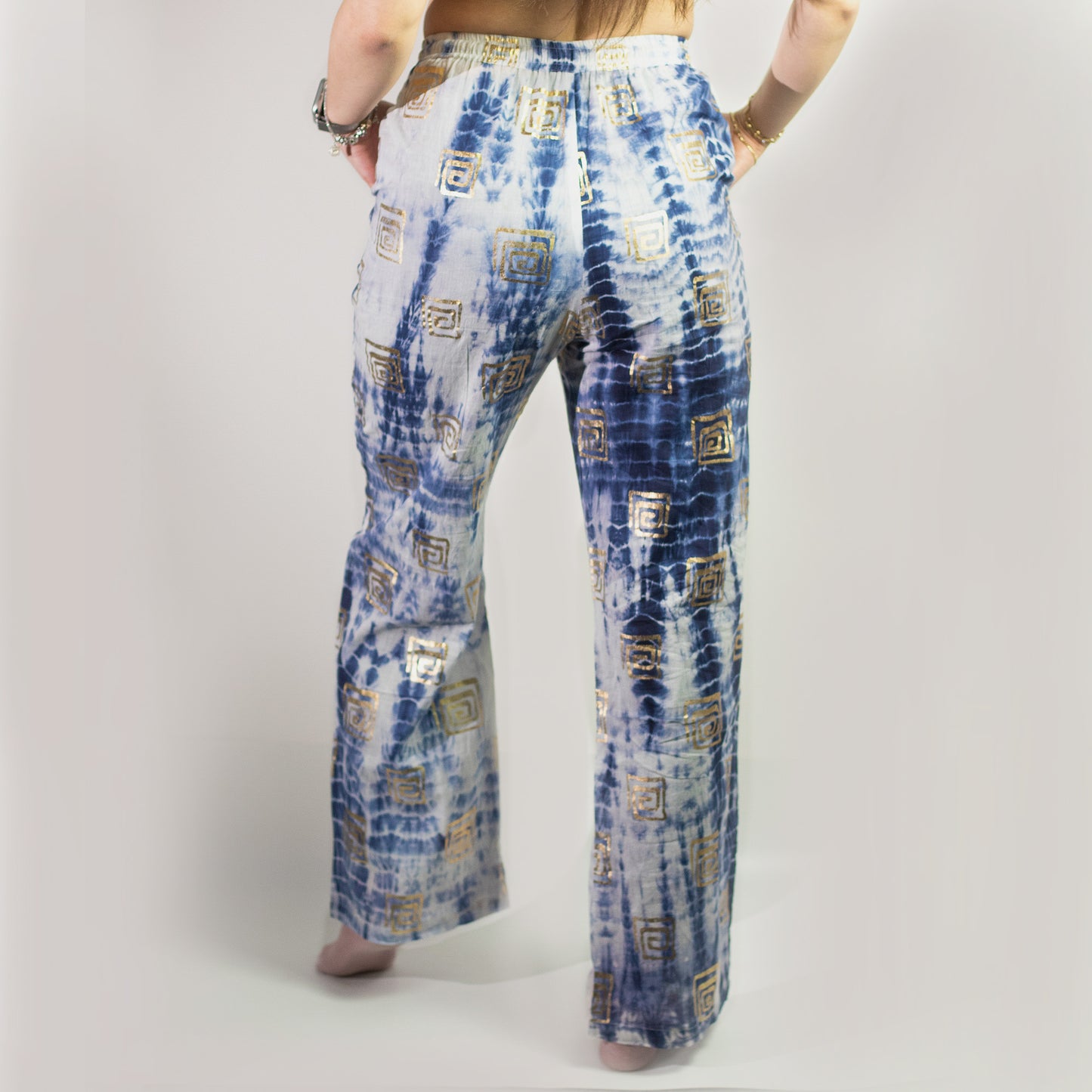 Stylish Nomad Sari On the Med Collection - Lounge Pants - Gold with a blue Greek motif, perfect for summer holidays.