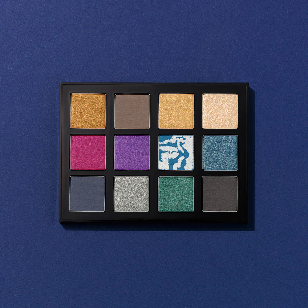 Avon Dream To Shine Eyeshadow Palette 12 colour LIMITED EDITION features 12 vibrant shades in a chic compact.