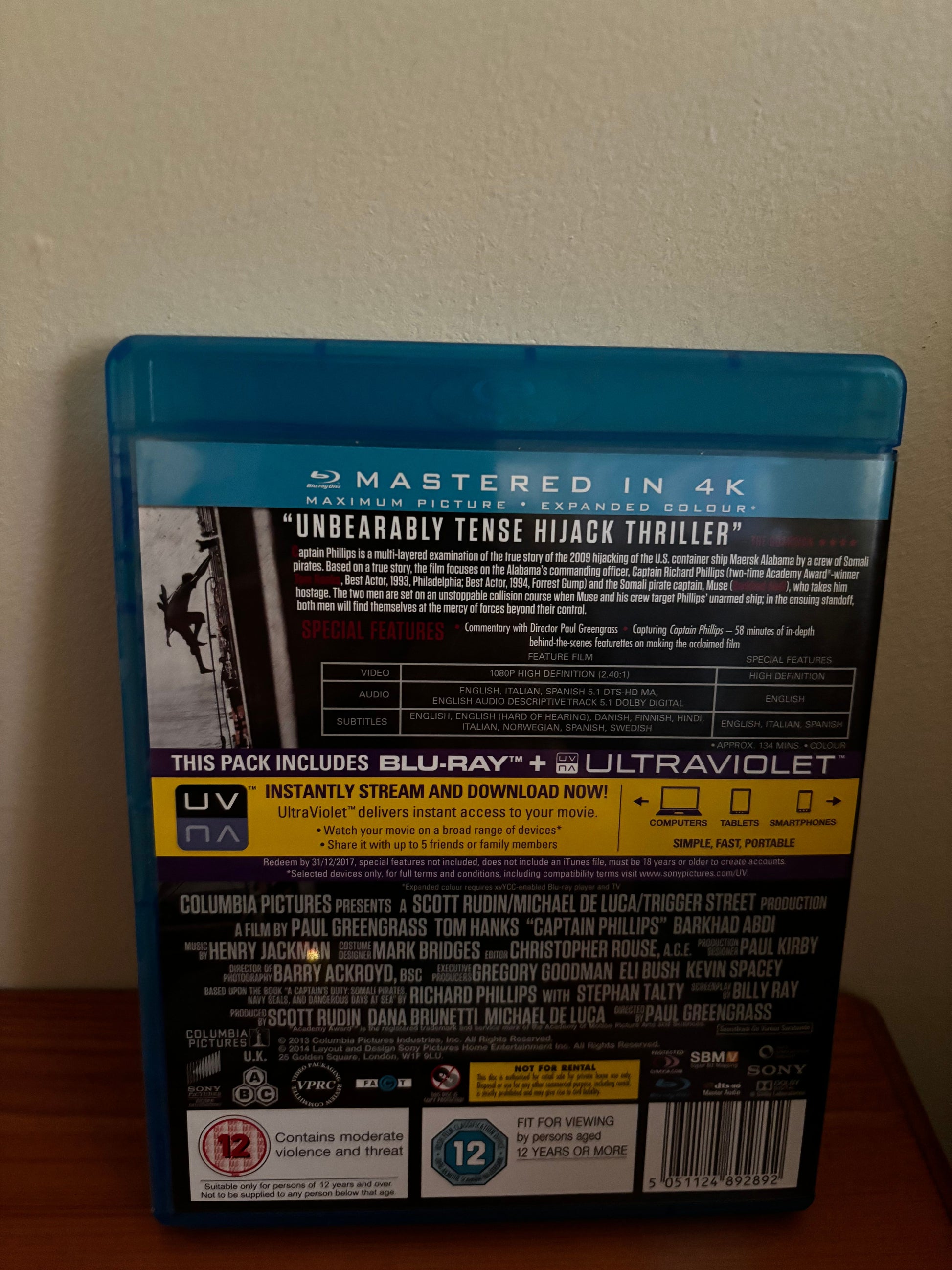 Captain Philips (Blu-Ray) offers a gripping true story with Tom Hanks in this preloved edition from Columbia Pictures.