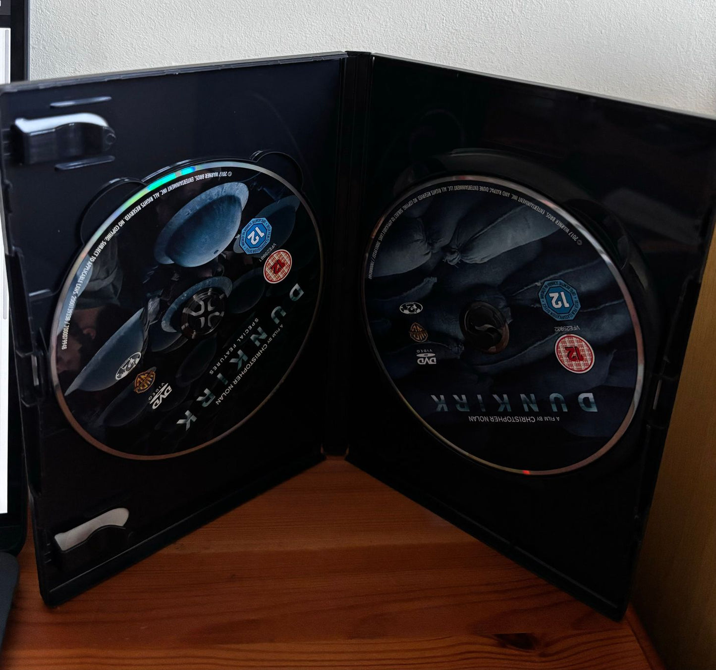 Dunkirk Tom Hardy 2017 (DVD) showcased with discs in a stylish case, perfect for your collection at any store.
