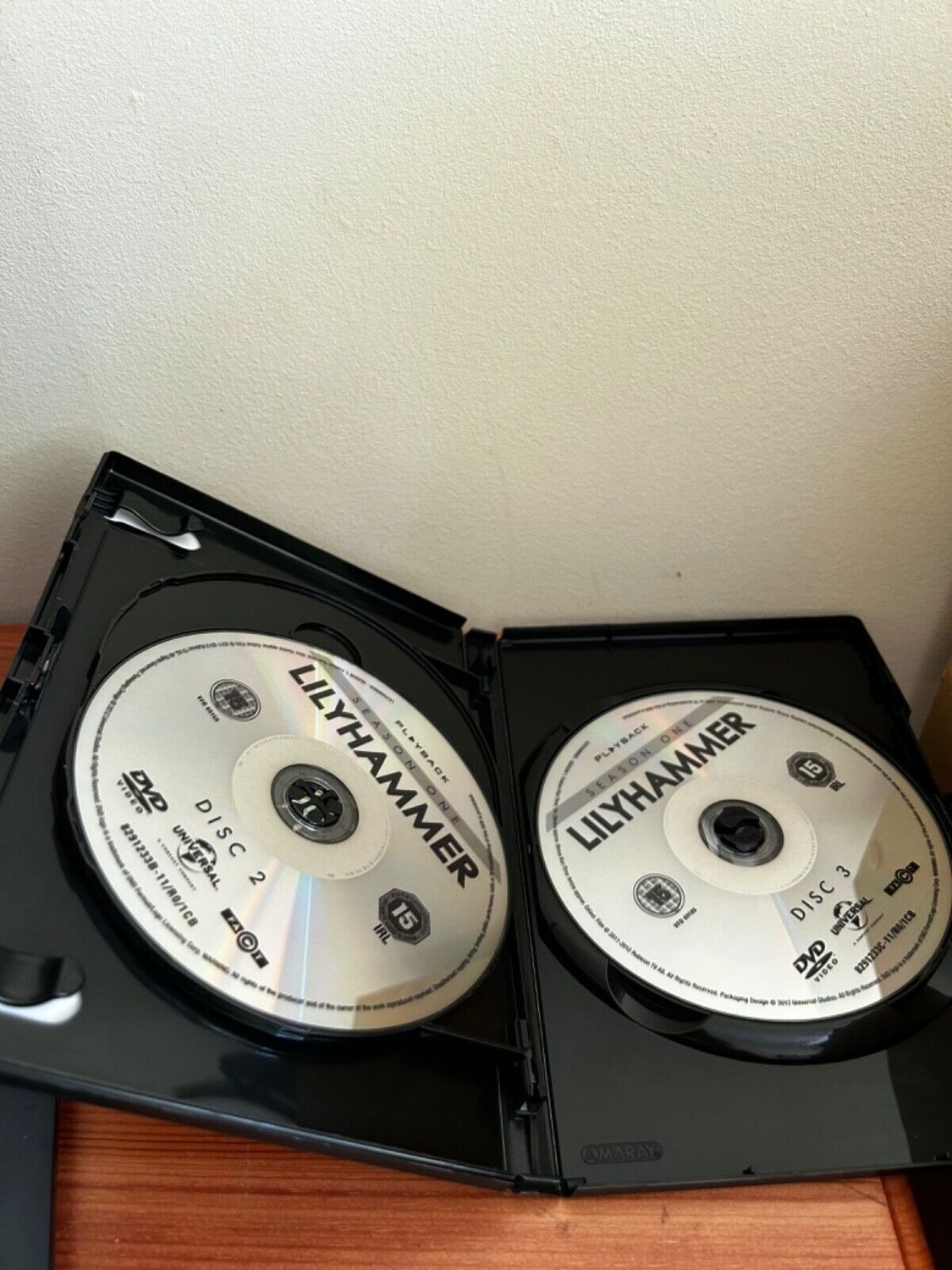 Lilyhammer Season One (DVD) with discs 2 and 3, pre-loved, perfect for fans of crime and dark humour.