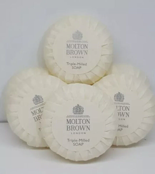 Enjoy luxurious cleansing with Molton Brown 25g Triple Milled Soap x10, featuring rich, creamy lather for your skin.