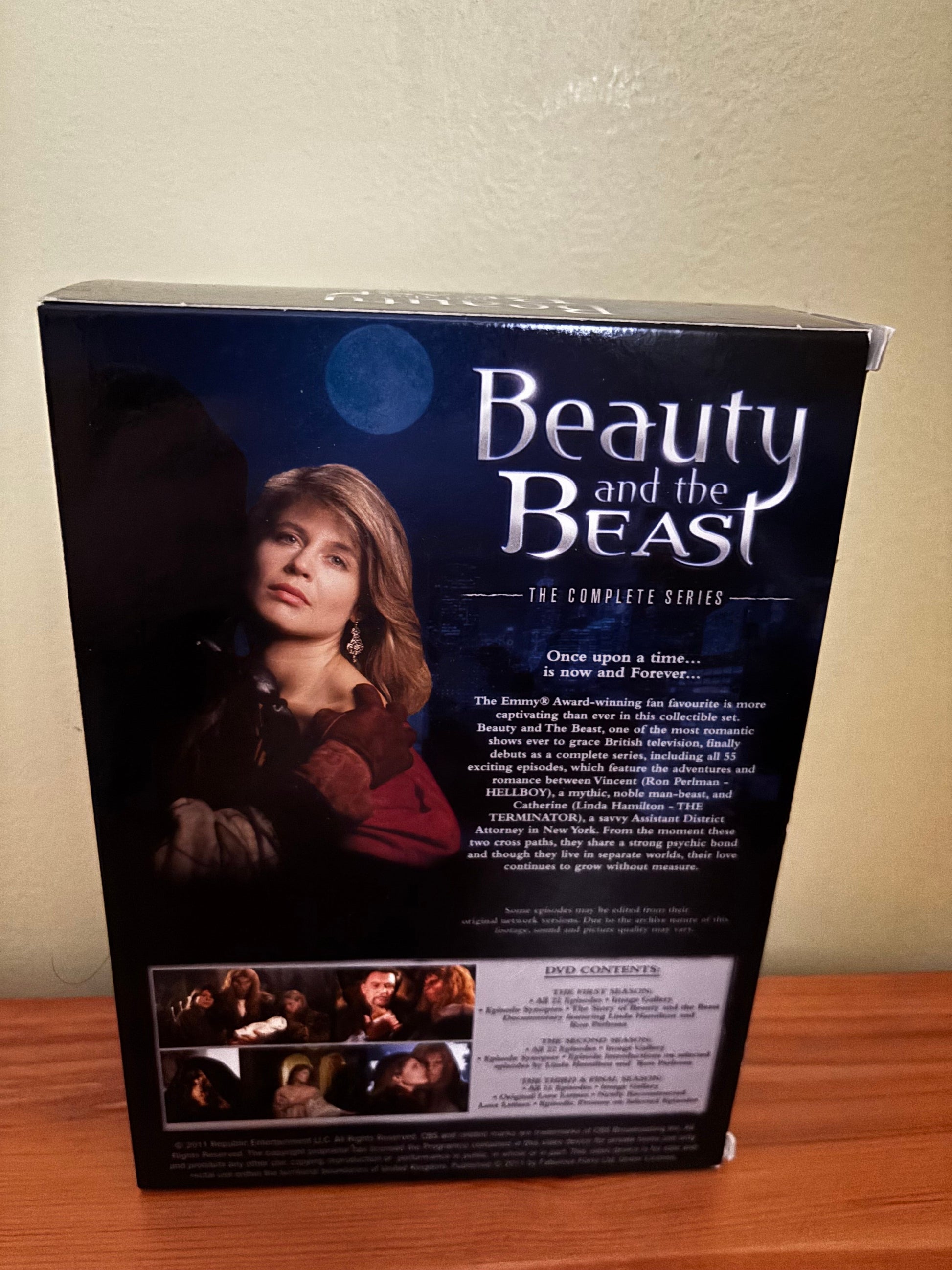 Discover the magic with the Beauty and the Beast Complete Series 1-3 DVD box set, featuring all 16 enchanting discs.