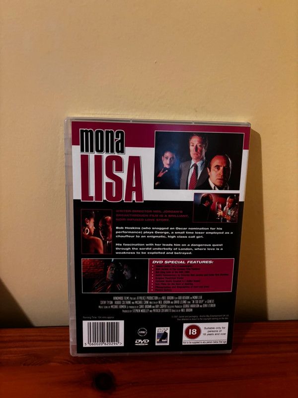 Mona Lisa (DVD) showcases Bob Hoskins in a gripping British thriller about crime and passion. Available now!