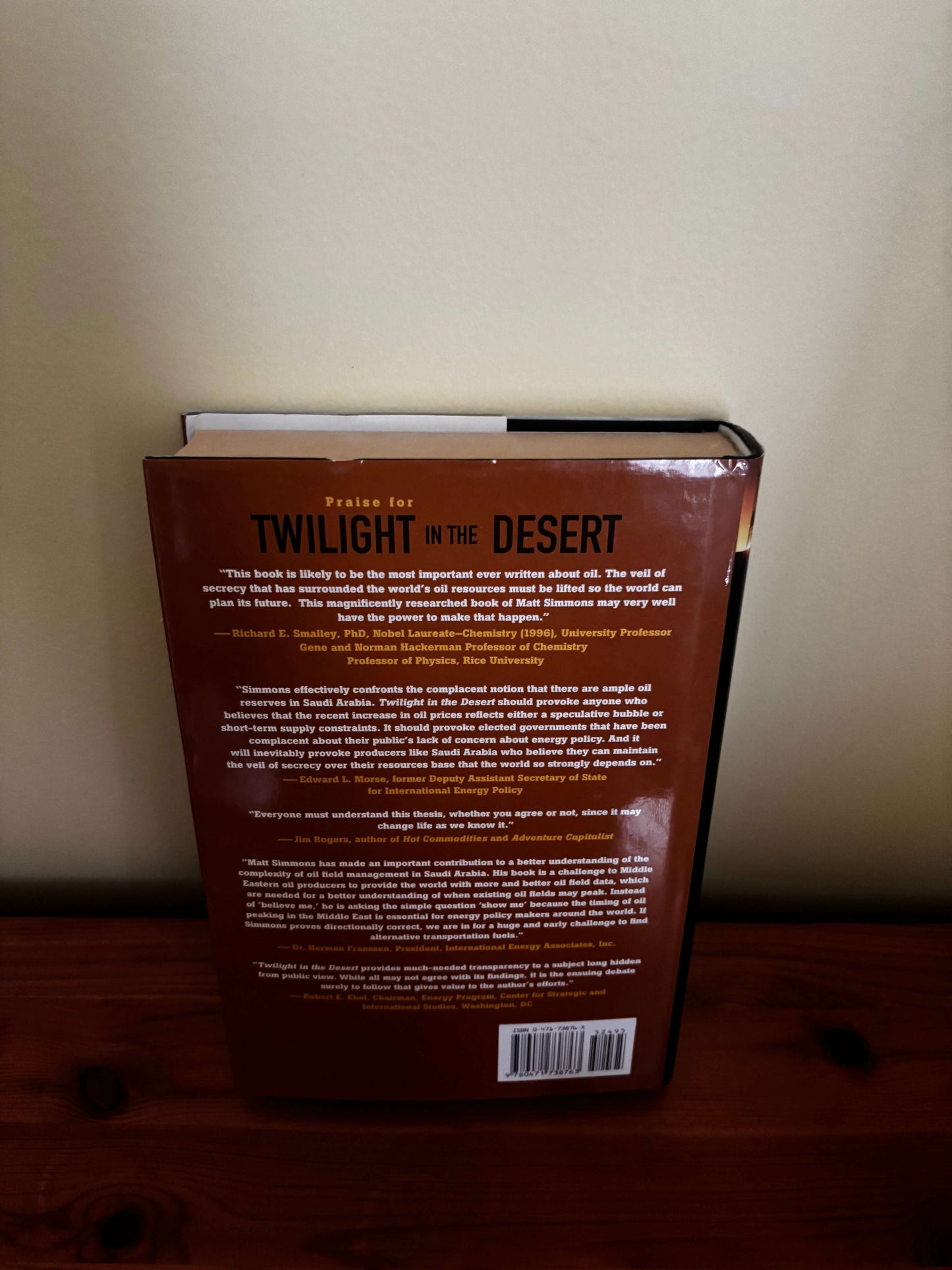 Hardcover edition of Twilight in the Desert: The Coming Saudi Oil Shock, revealing critical truths about oil resources.