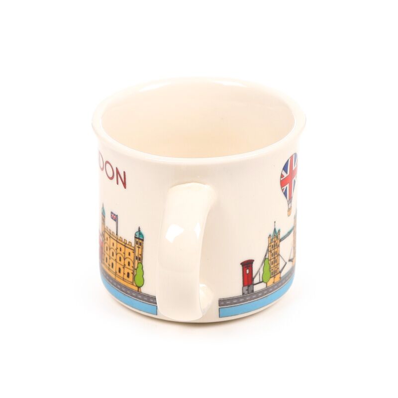 Set of 2 porcelain espresso cups featuring London icons and skyline.