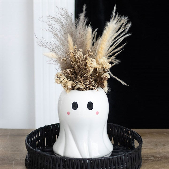 Sweet Ghost Flower Vase displays dried flowers, adding charm to Halloween decor and autumn arrangements.