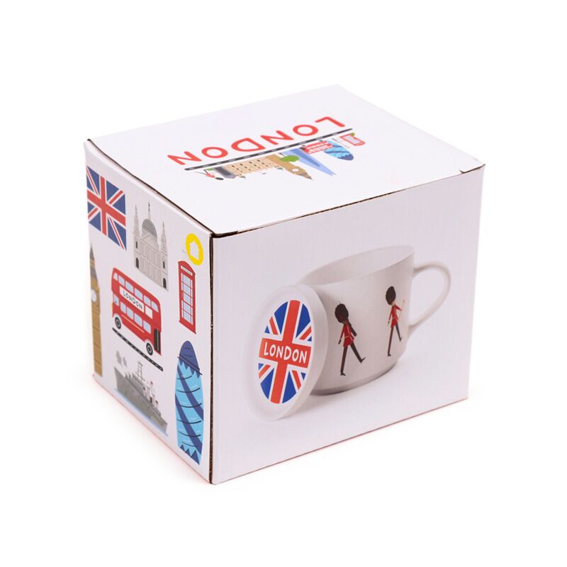 Porcelain mug and coaster lid set featuring a London Guardsman, with London-themed packaging.