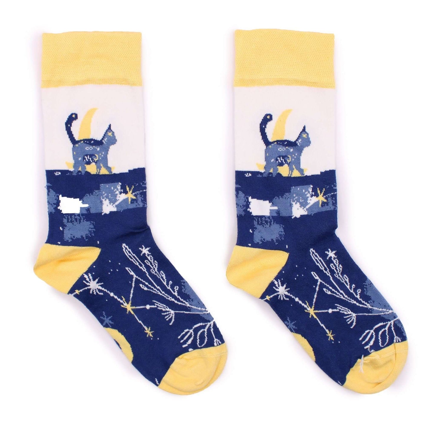 Hop Hare Bamboo Socks M/L - Midnight Cat in blue and yellow with a cat design and star patterns.