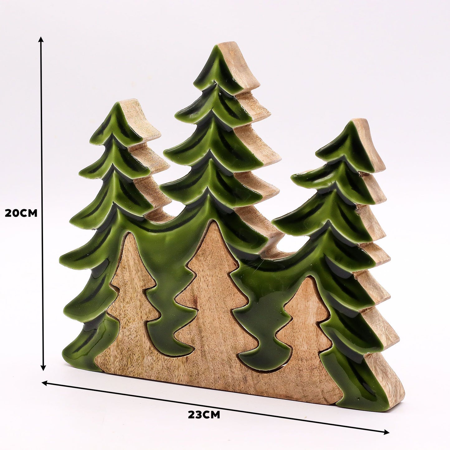 Lost in the Forest: Three Trees 3D green wooden decoration, handcrafted forest scene, 20x23 cm