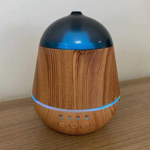 Marseille Atomiser - USB - Colour Change - Timer with 120ml capacity and LED light for a refreshing fragrance mist.