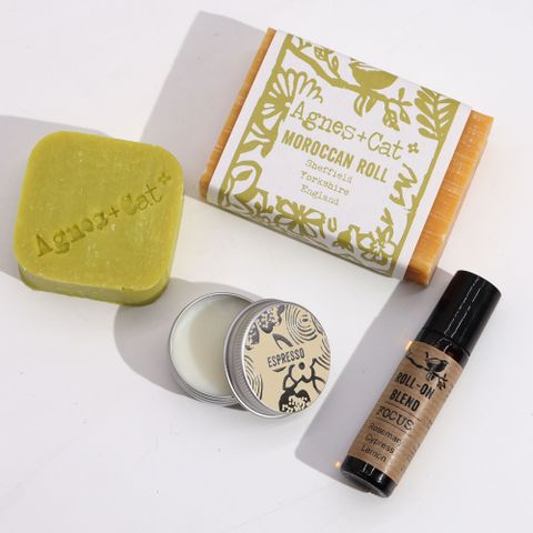 Agnes & Cat Wellness Gift Set features Moroccan Roll soap, lip balm, and essential oil blend for a calming experience.