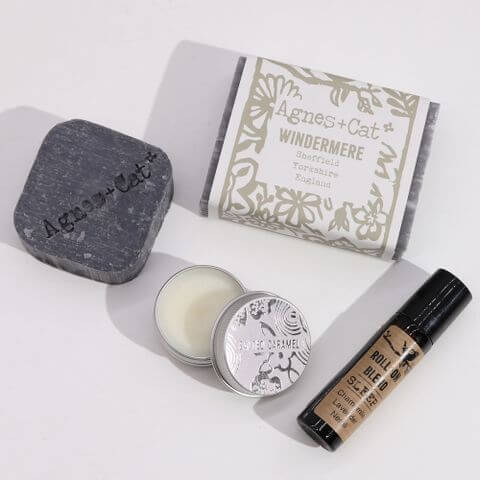 Agnes & Cat Wellness Gift Set - Lake Breeze includes soap, shampoo, lip balm, and essential oil blend for relaxation.