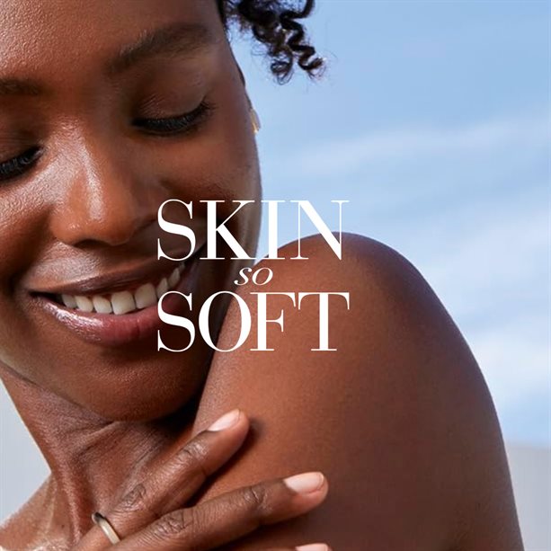 Skin So Soft Enhance & Glow Airbrush Spray 150ml Moisturiser