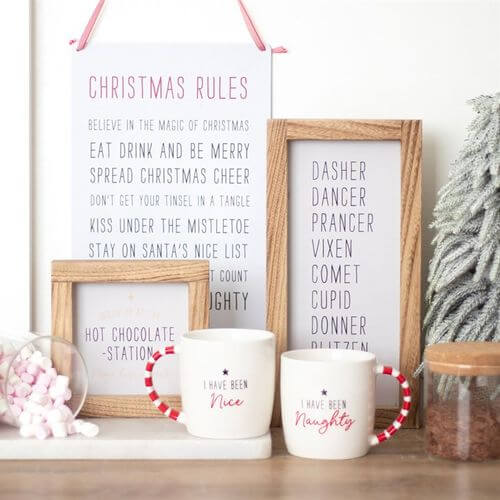 Hot Chocolate Station Wooden Sign complements festive décor, inviting guests to enjoy sweet winter treats.