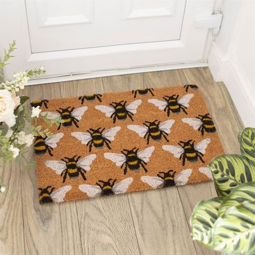 Charming Natural Bee Print Doormat adds a buzz to your entrance, perfect for sheltered indoor use.