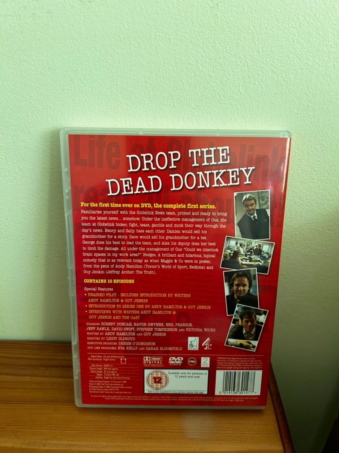 Drop the Dead Donkey: Season 1 DVD (2005) showcases the complete first series of this classic British comedy.