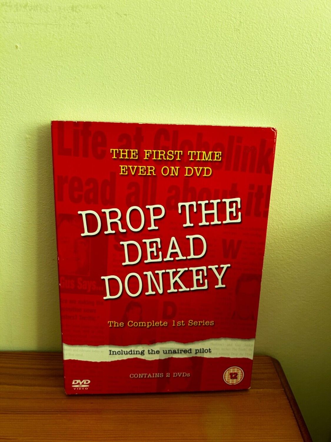 Drop the Dead Donkey: Season 1 DVD (2005) offers a hilarious look at news broadcasting on 2 discs of comedy gold.