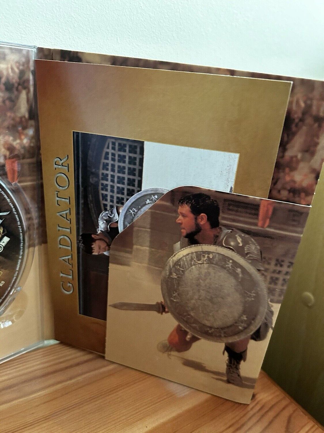 Gladiator (3 Disc Extended Special Edition) [DVD] featuring stunning visuals and memorable moments from ancient Rome.