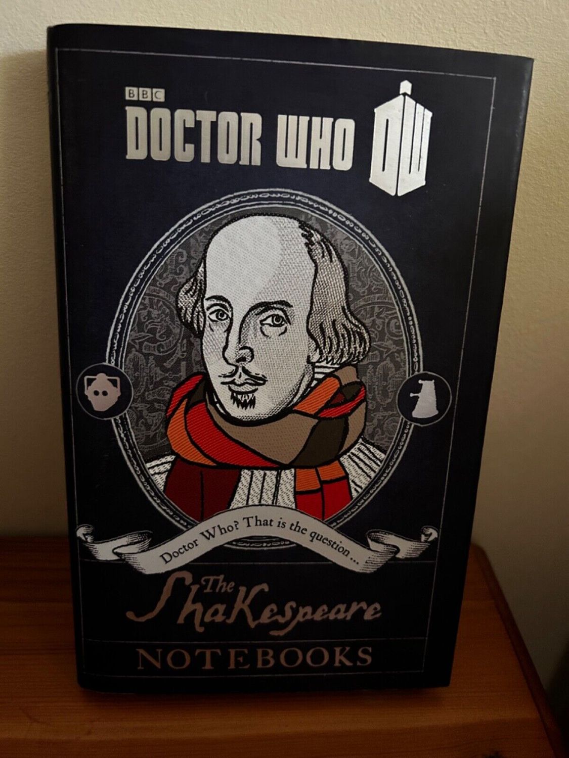 Explore the hardback edition of Doctor Who: The Shakespeare Notebooks (Book) featuring a unique design and rich content.