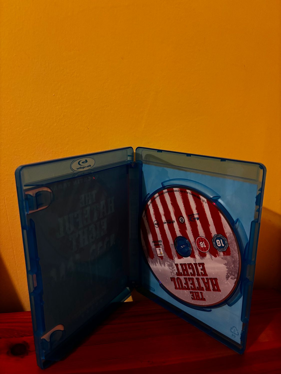 The Hateful Eight [Blu-Ray] [2017] showcases a gripping Western adventure in a preloved edition from your favourite store.