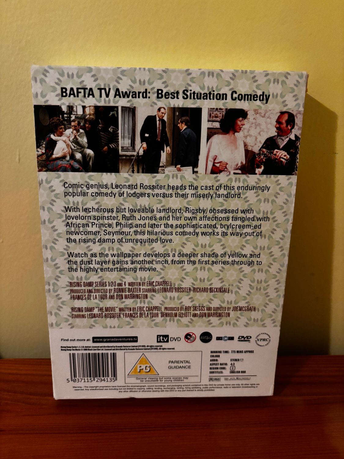 Rising Damp: The Complete Collection DVD (2008) Leonard Rossiter, Baxter (DIR) showcases classic British comedy. Preloved.