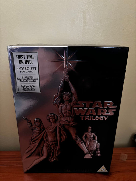 Star Wars Trilogy: Episodes IV, V and VI DVD (2006) Mark Hamill, Lucas (DIR) showcases the legendary films in a stunning box set.