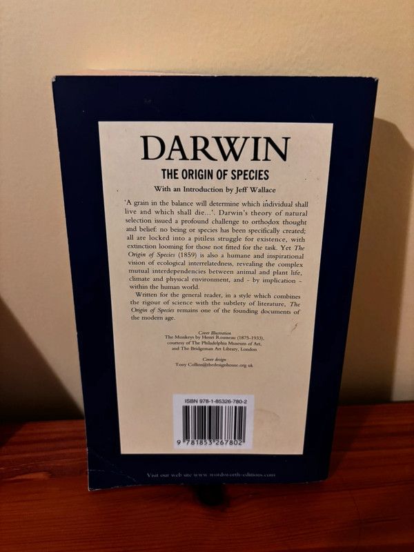 Explore the back cover of The Origin of Species (Classics of World Literature) by Darwin, a Wordsworth Editions classic.