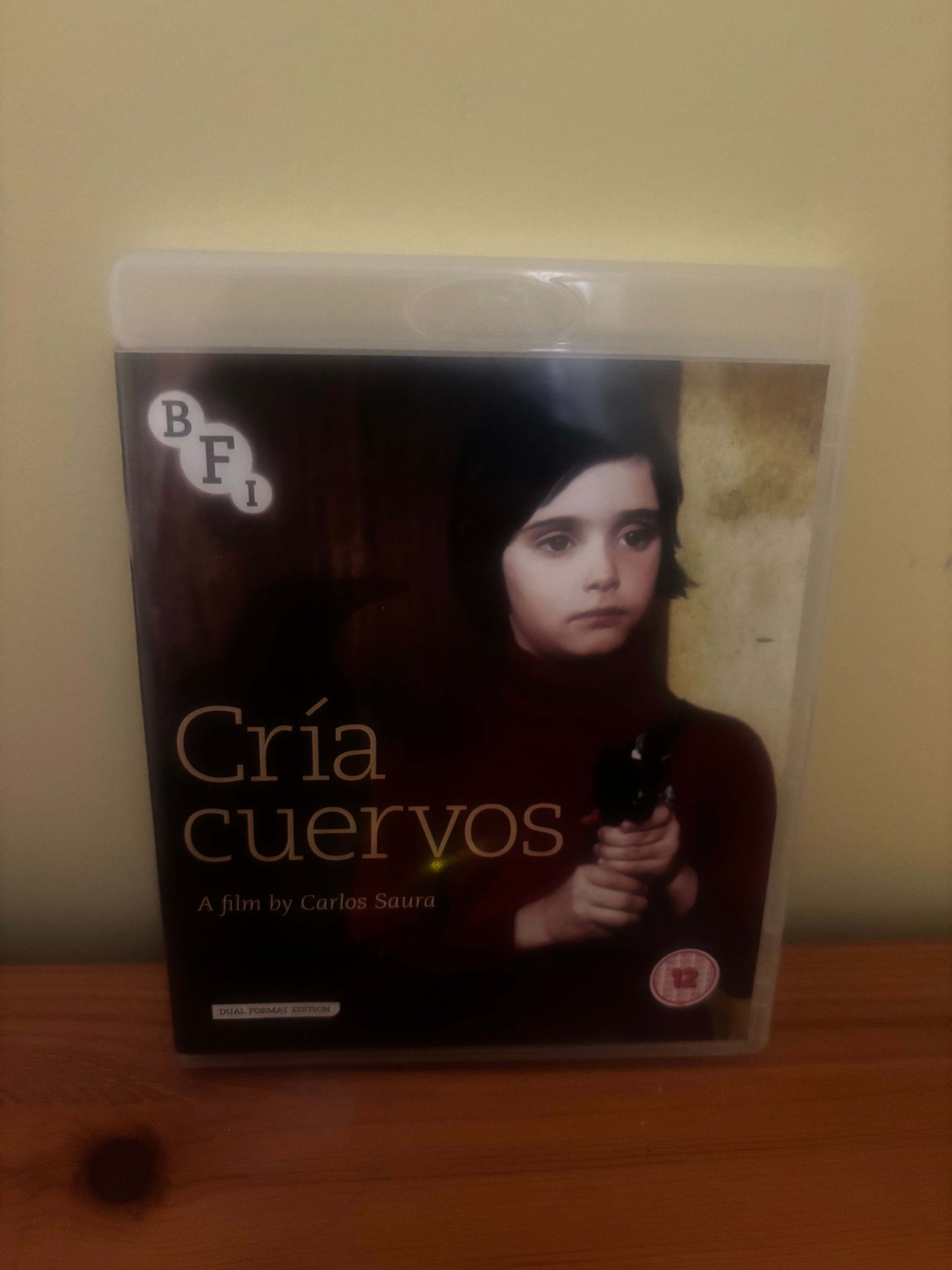 Cría Cuervos (1976) DVD & Blu-ray BFI Region 2 & B Dual Format