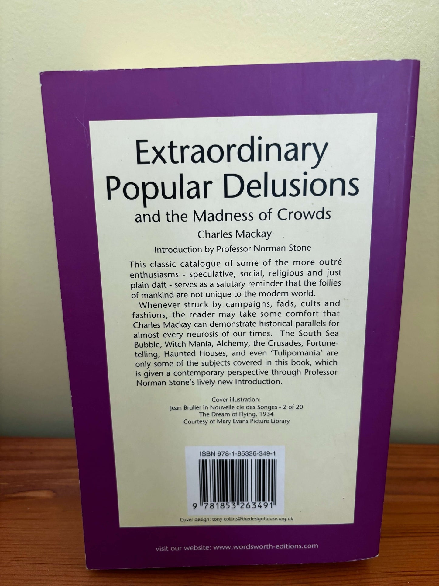 Extraordinary Popular Delusions and the Madness of Crowds Book Charles Mackay Paperback