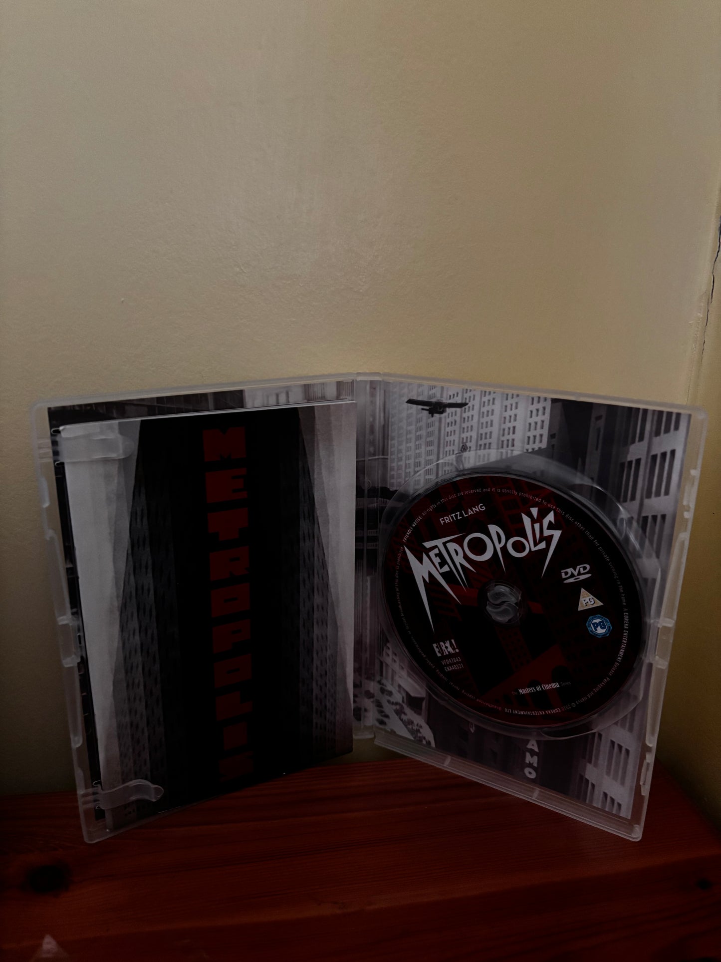 Metropolis: Reconstructed And Restored - The Masters Of Cinema... [DVD] [1927] in a clear case, disc visible.