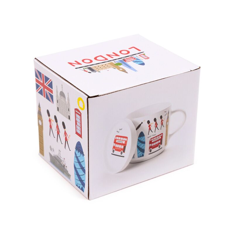 Porcelain Mug & Coaster Lid Set – London Souvenir on white packaging featuring London landmarks.