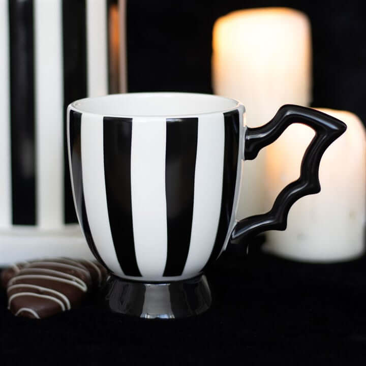 Striped Bat Wing Teacup with monochrome vertical stripes, bat-wing handle, ceramic, 490ml