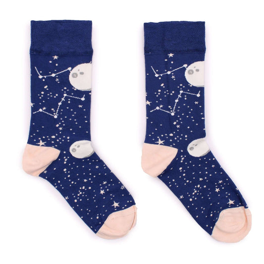 Hop Hare Bamboo Socks M/L - Moon Walk featuring celestial design and breathable material.