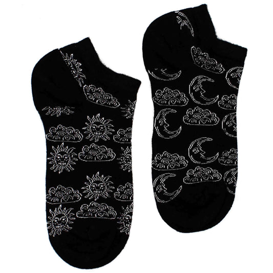 M/L Hop Hare Bamboo Socks Low (7.5-11.5) - Day and Night with sun and moon design