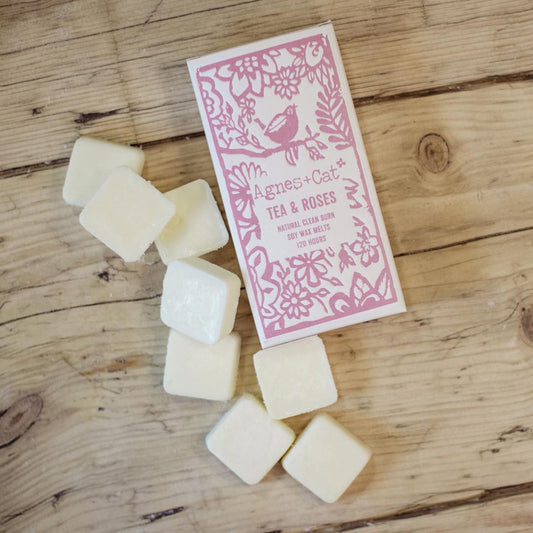 🕯️ Agnes and Cat Box of 8 Wax Melts Tea and Roses