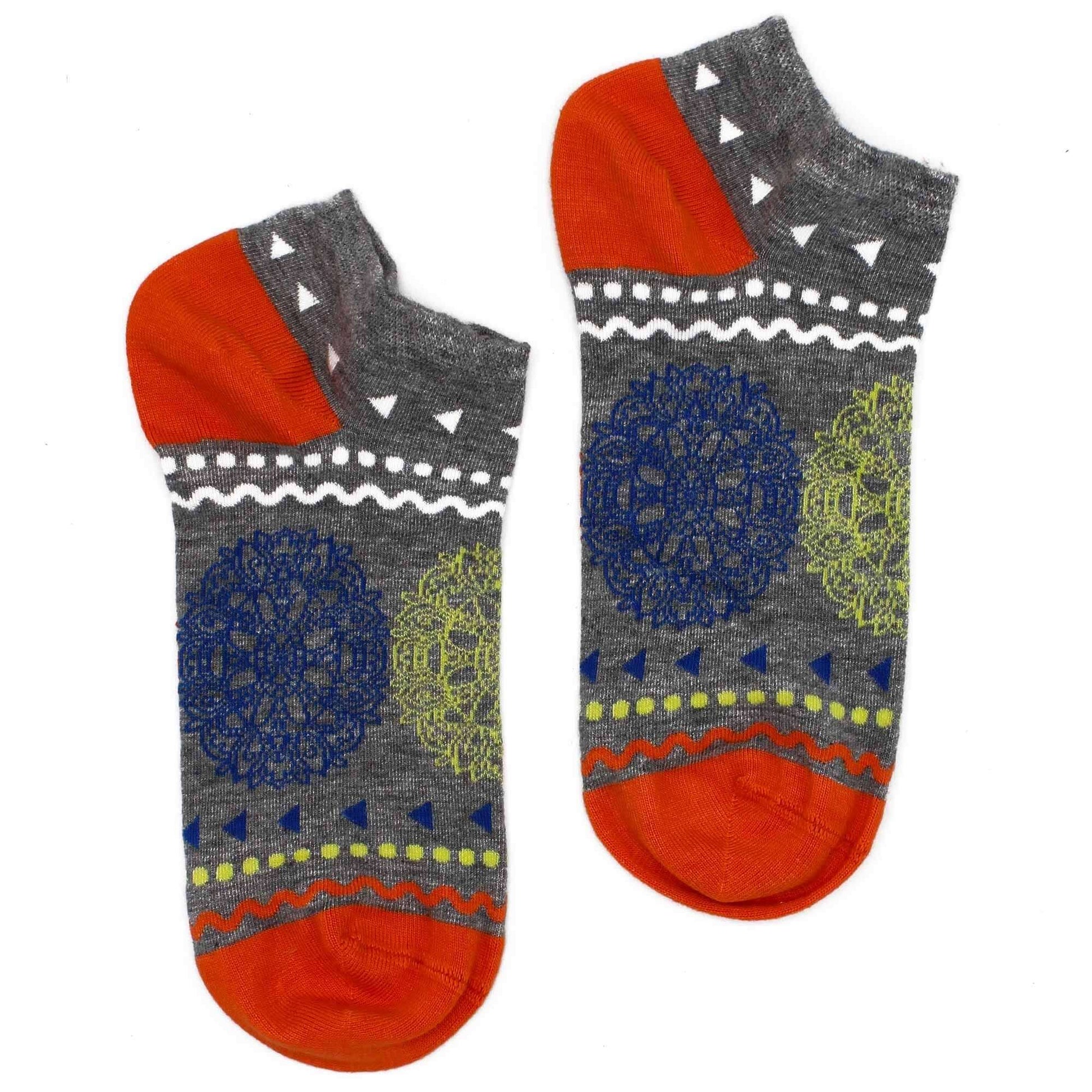 S/M Hop Hare Bamboo Socks Low (3.5-6.5) - Flowers of Life in grey with patterns and orange accents.